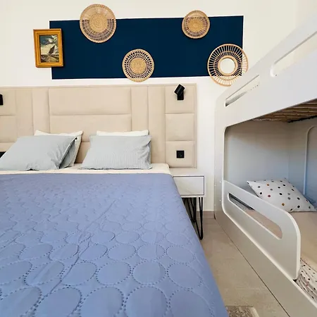 Apartment Zora *