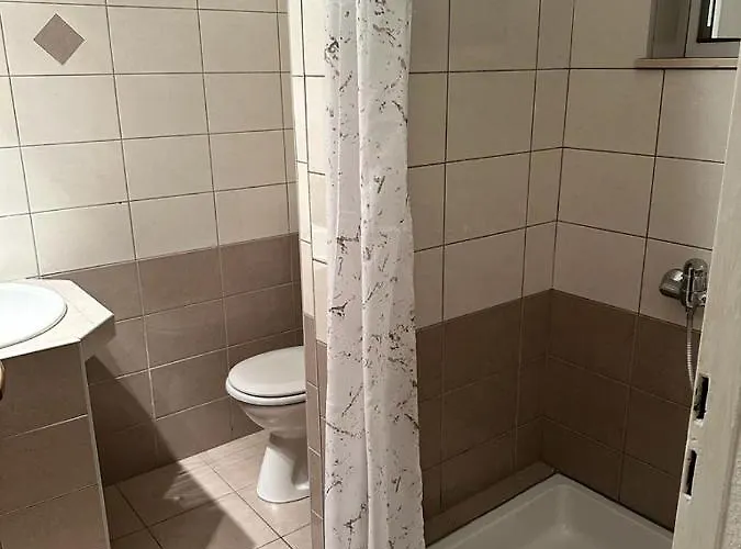 Zora *