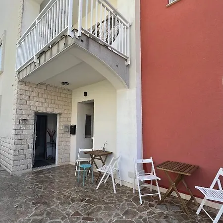 Zora Apartment *