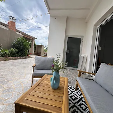 Zora Apartment *
