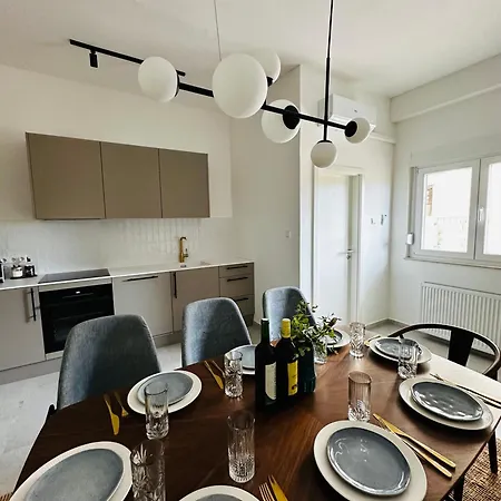 Zora Apartment