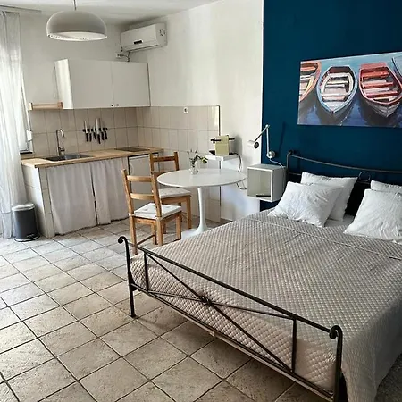 Zora Trogir