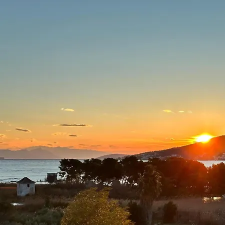 Апартаменти Zora Трогір